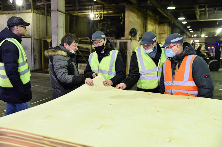 The deputies of the Komi State Council highly appreciated the potential of Zheshartsky Timber Processing Mill (LPK)