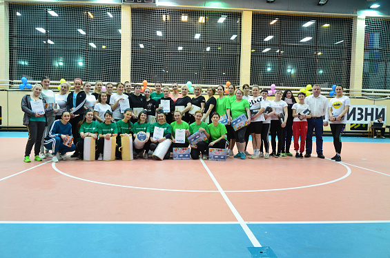При финансовой поддержке Жешартского ЛПК состоялся спортивный конкурс «Девушки на старте»